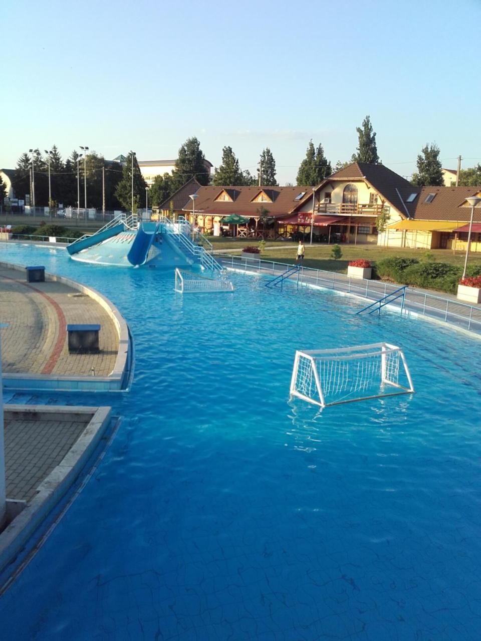 Menta Apartman Mezőkövesd المظهر الخارجي الصورة